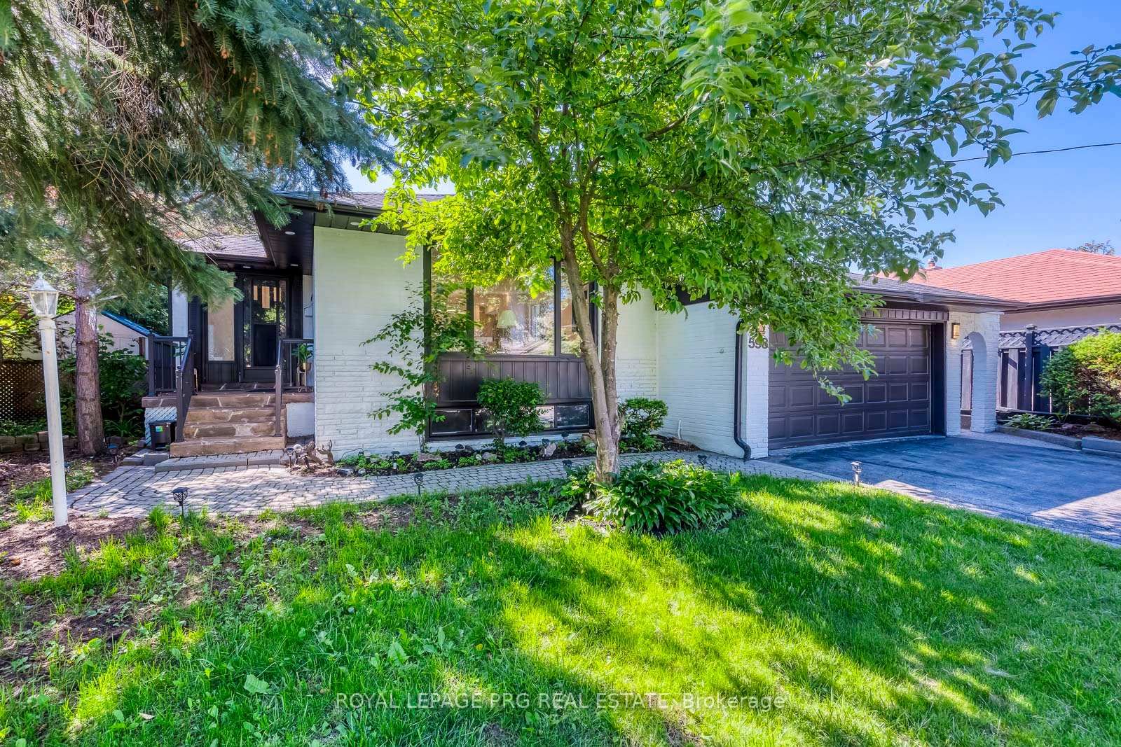 598 Wildwood Drive • Oakville, ON photo 10