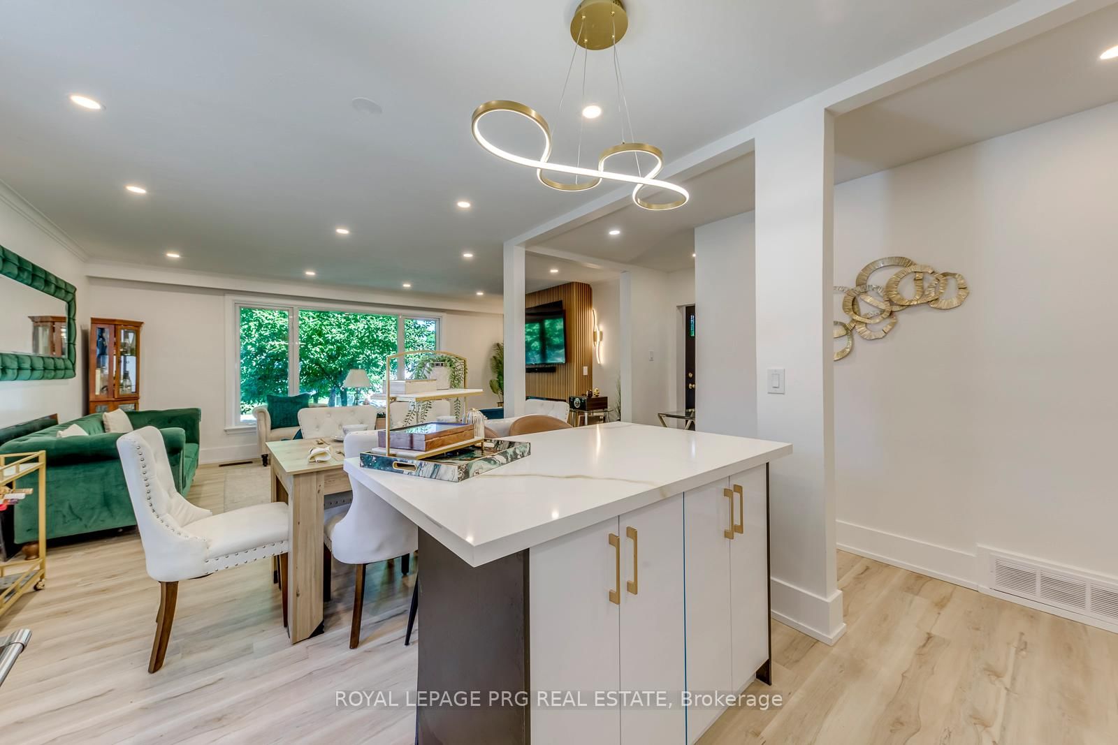 598 Wildwood Drive • Oakville, ON photo 23