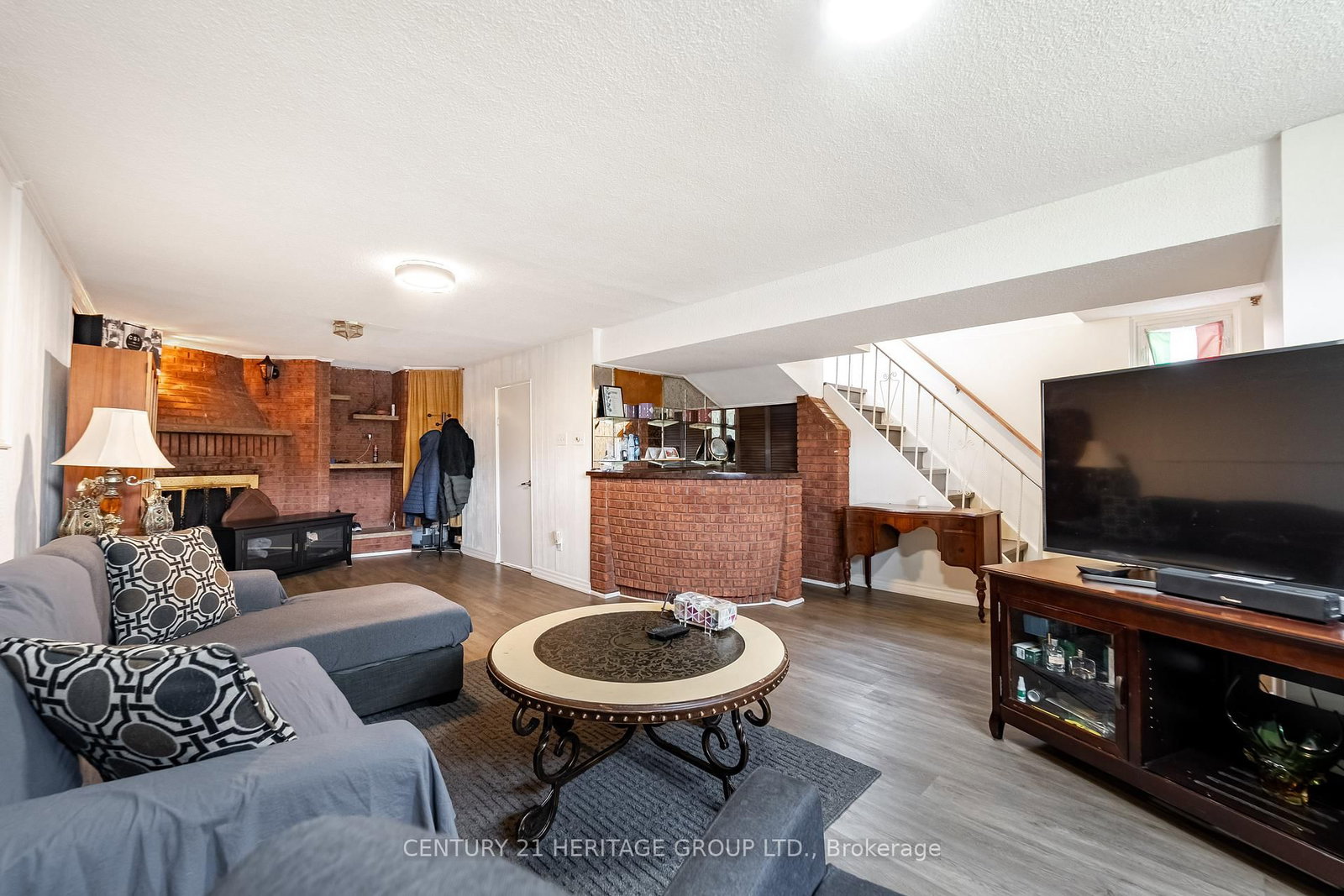 19 Lantos Court • Toronto, ON photo 37