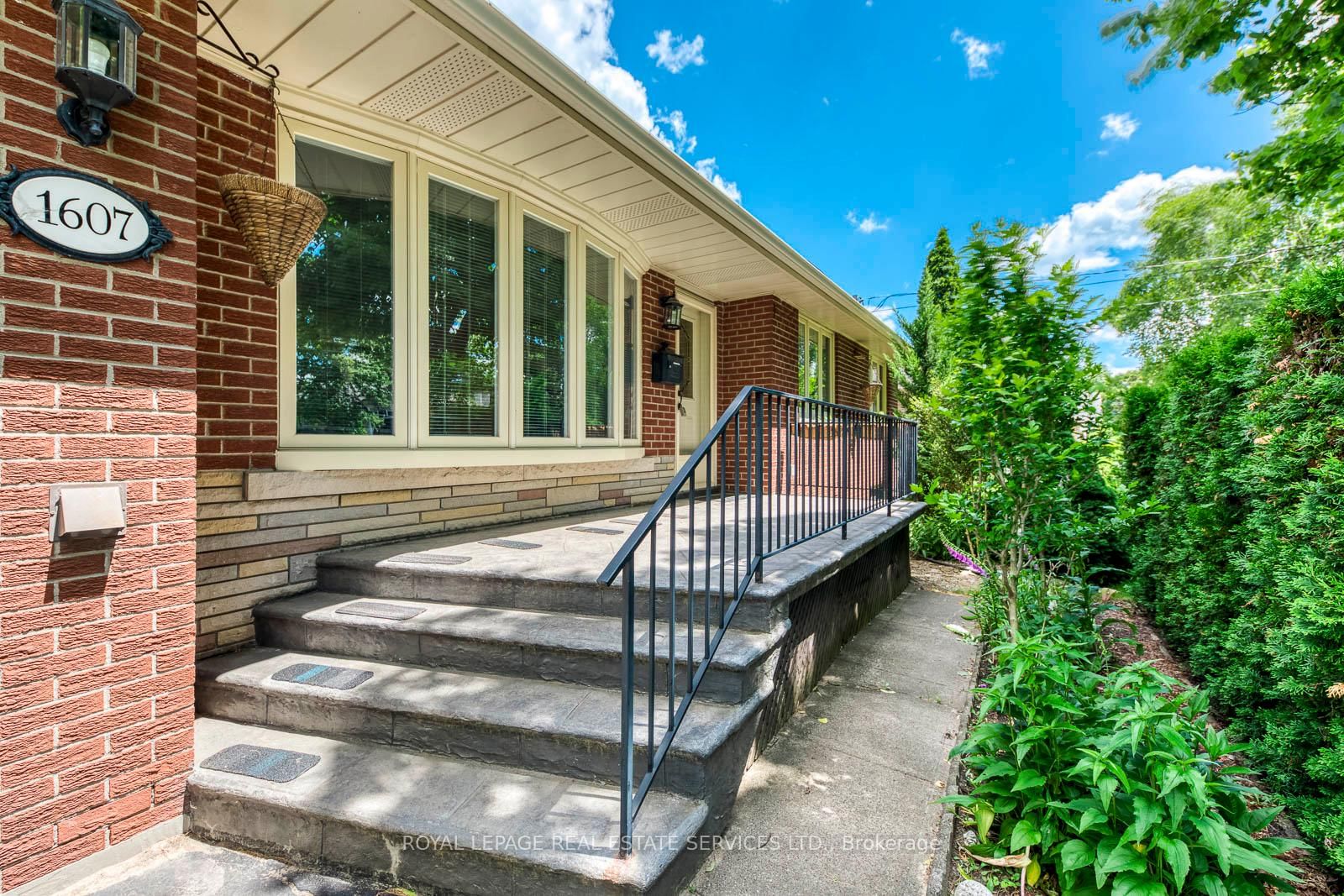 1607 Ewald Road • Mississauga, ON photo 4
