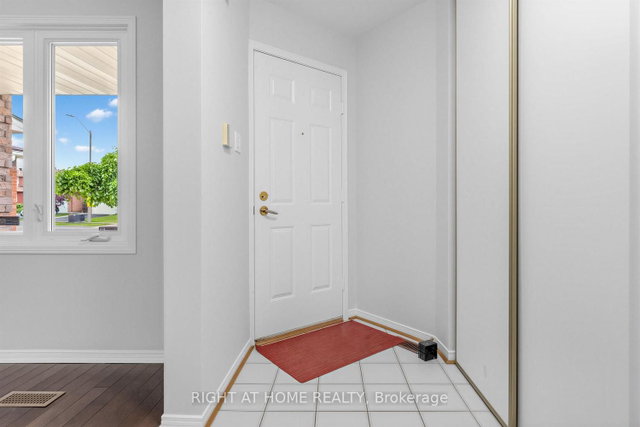 208 Kingsbridge Garden Circle