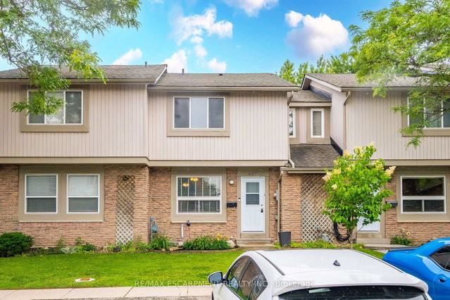 647 Woodward Avenue