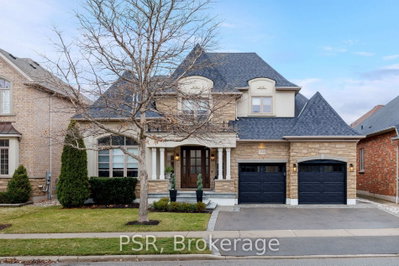 2040 Bingley Crescent — photo 2