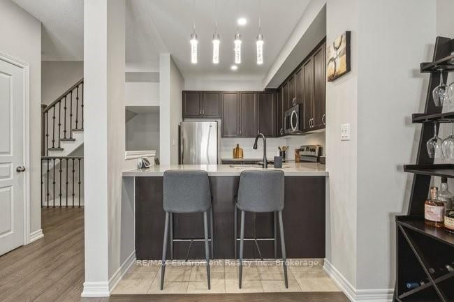 4128 Palermo Common • Burlington, ON photo 13