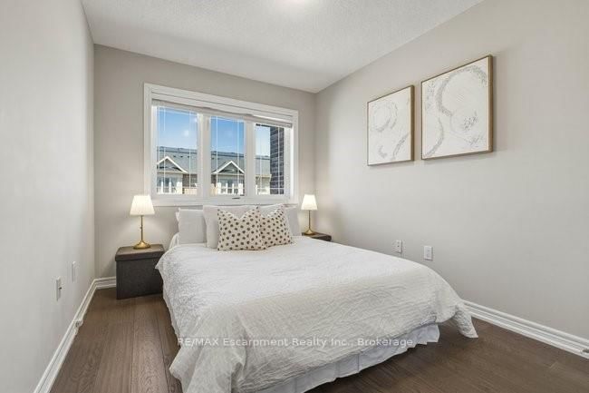 4128 Palermo Common • Burlington, ON photo 27