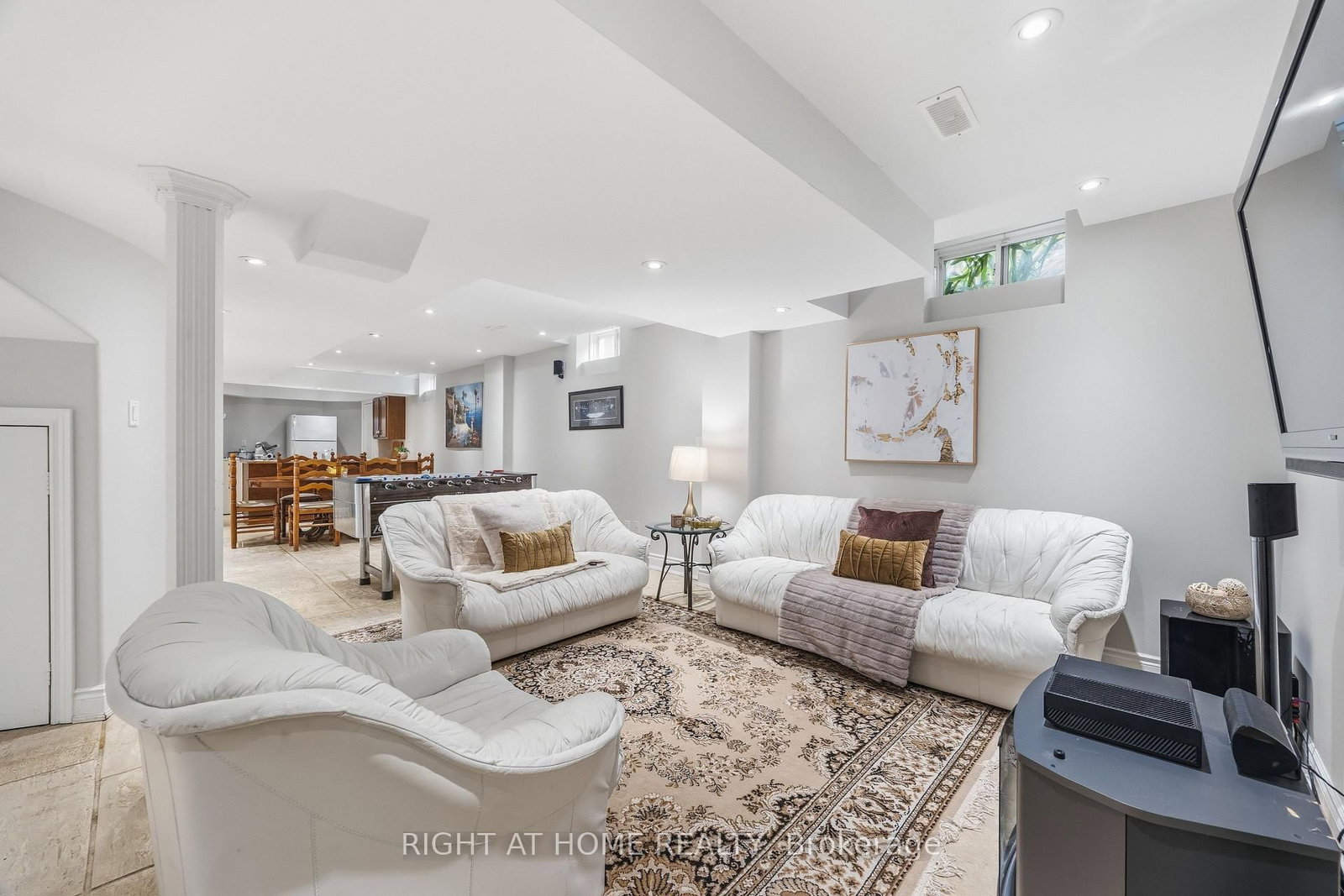 2275 Whitecliffe Way • Oakville, ON photo 39