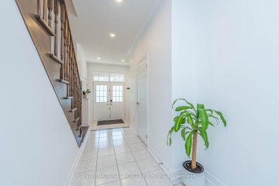 99 Huguenot Road — photo 6