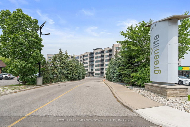405 - 383 Main Street E