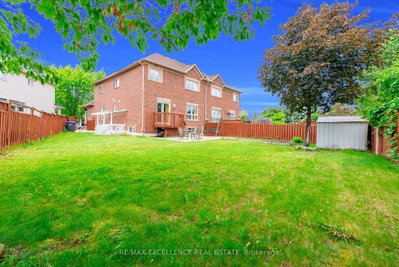 50 Jewel Crescent • Brampton, ON photo 8