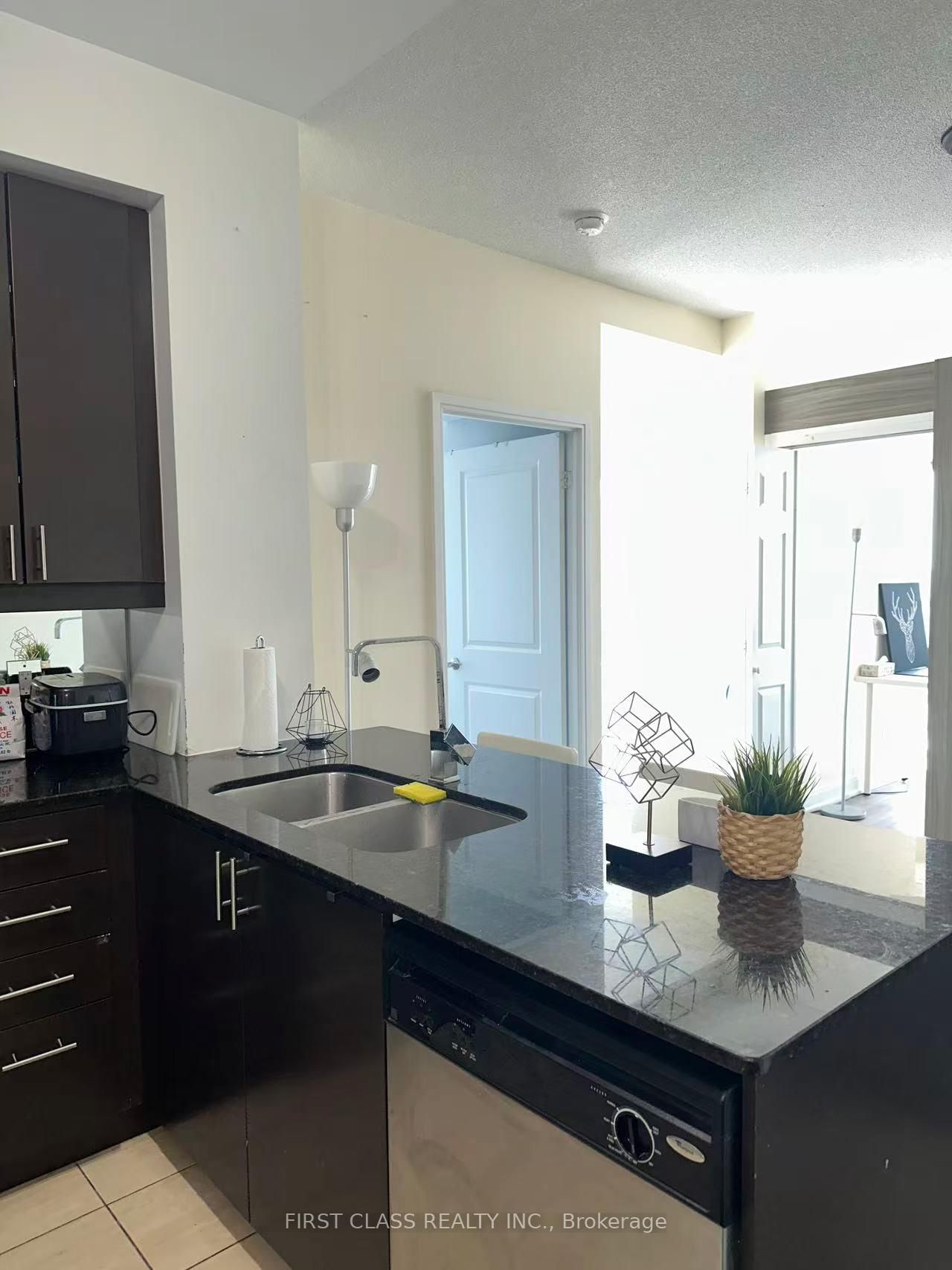 60 Absolute Avenue • #3104 • Mississauga, ON photo 2