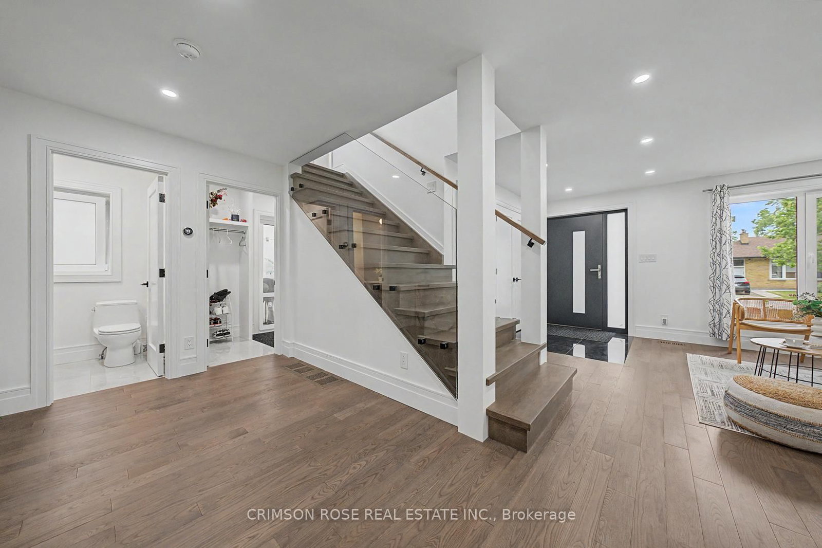 61 Mulgrove Drive • Toronto, ON photo 10
