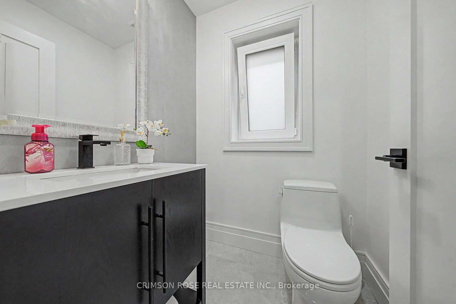 61 Mulgrove Drive • Toronto, ON photo 11