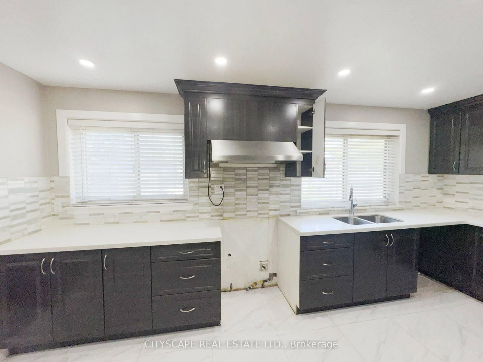 345 Silverstone Drive • Toronto, ON photo 14