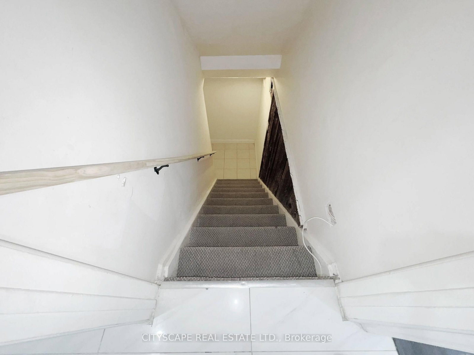 345 Silverstone Drive • Toronto, ON photo 33