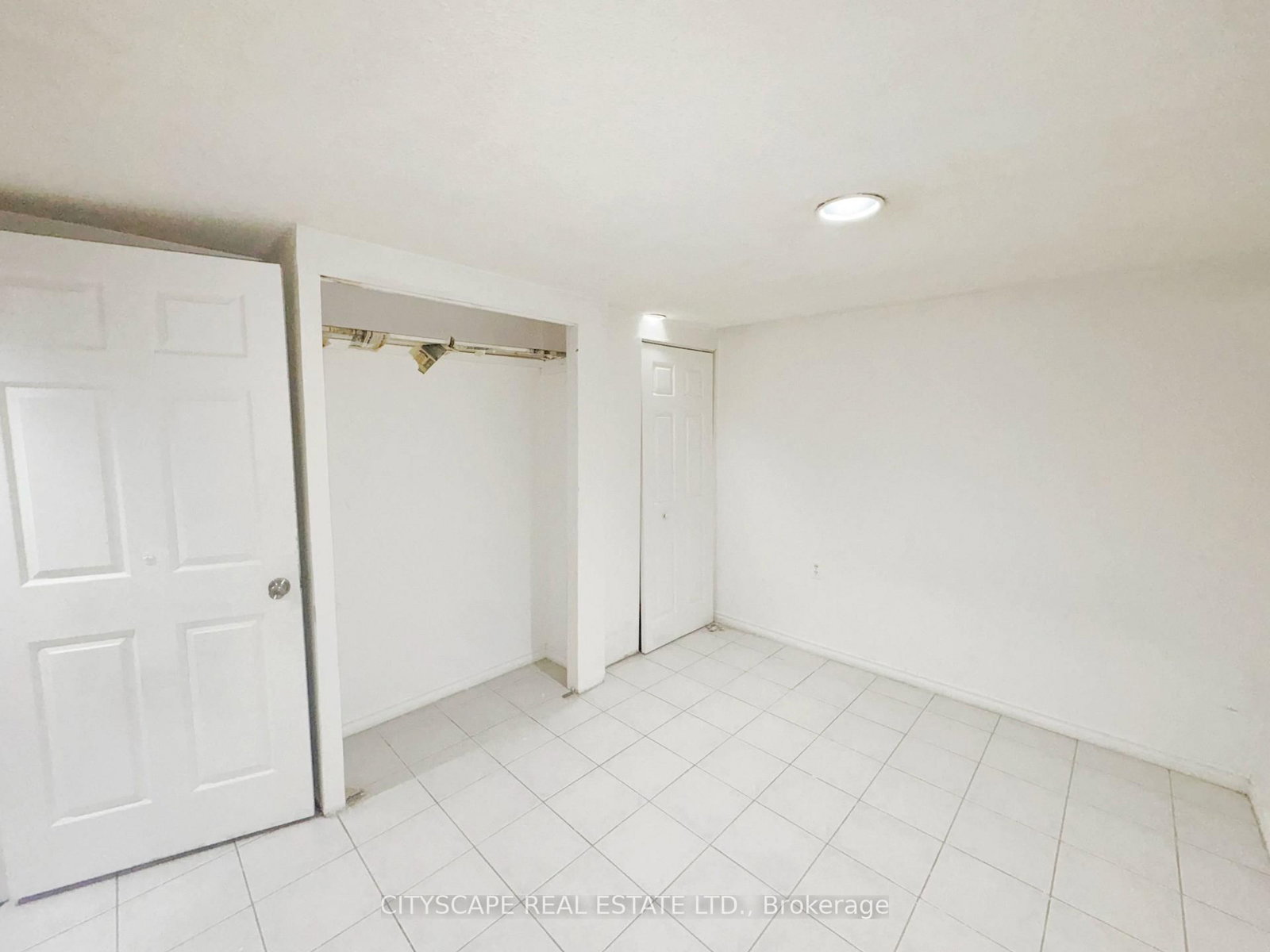 345 Silverstone Drive • Toronto, ON photo 37