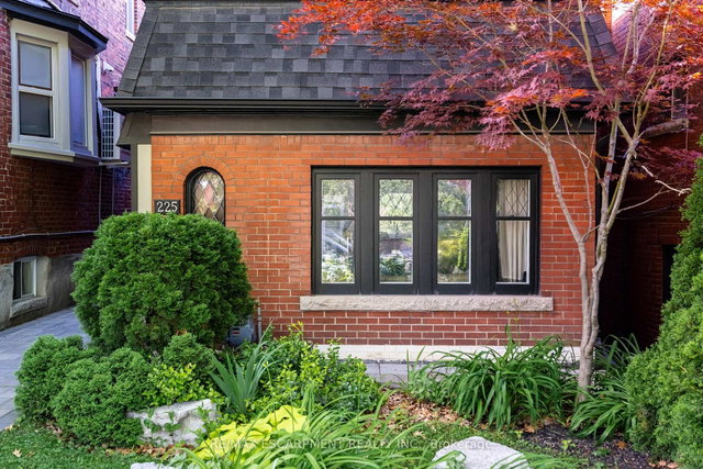 225 Oakmount Road