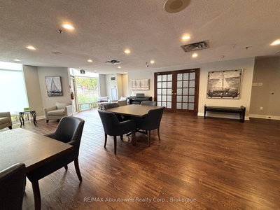 2511 Lakeshore Oakville,ON L6L 6L9 — Photo 31