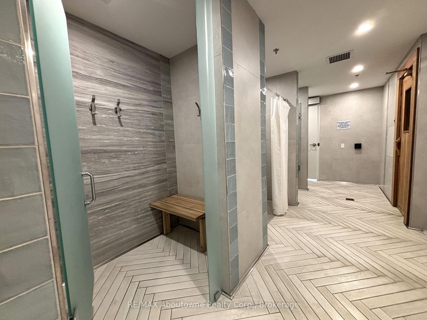 2511 Lakeshore Road W • #406 • Oakville, ON photo 37