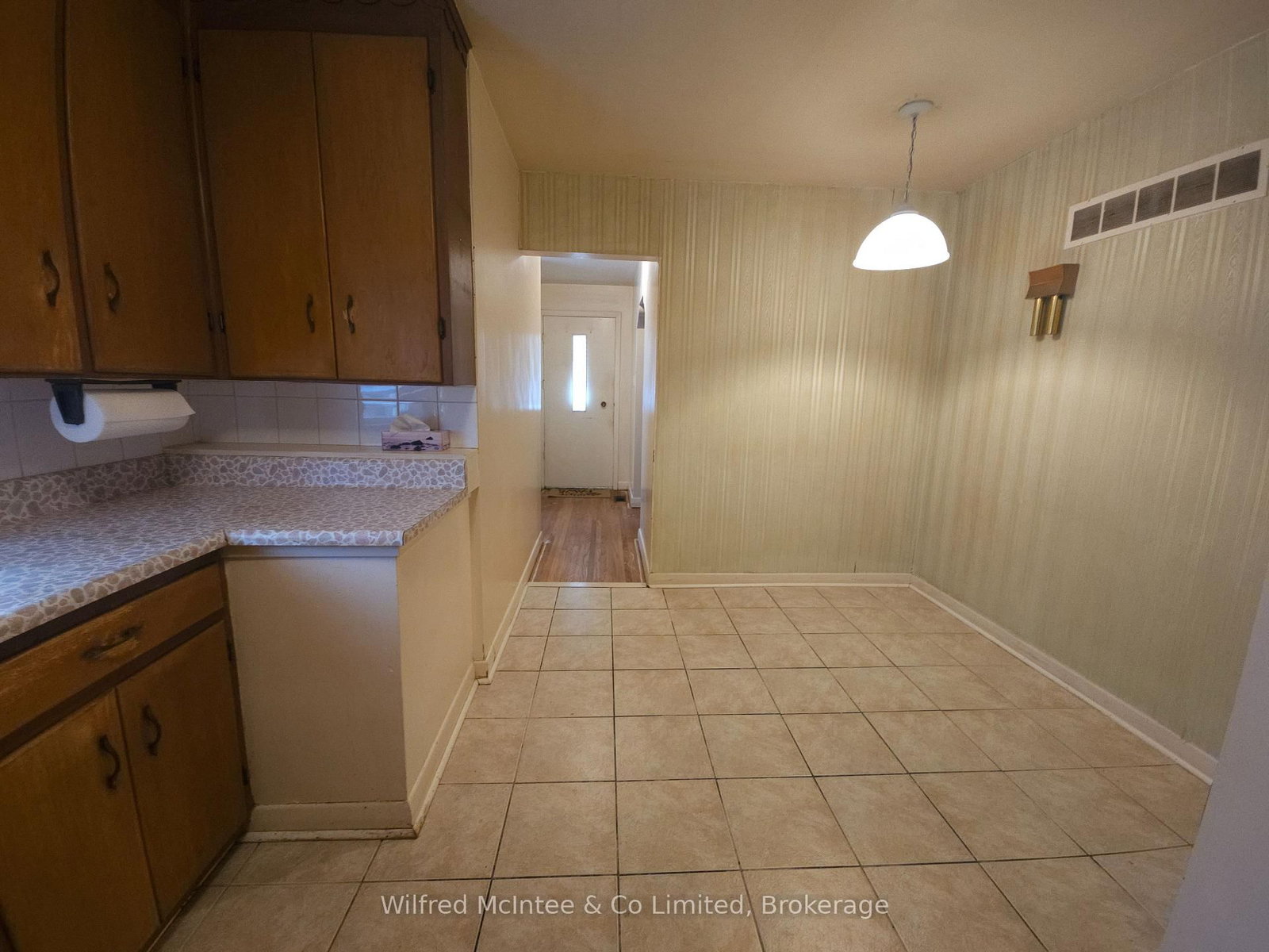 69 Haliburton Avenue • Toronto, ON photo 11