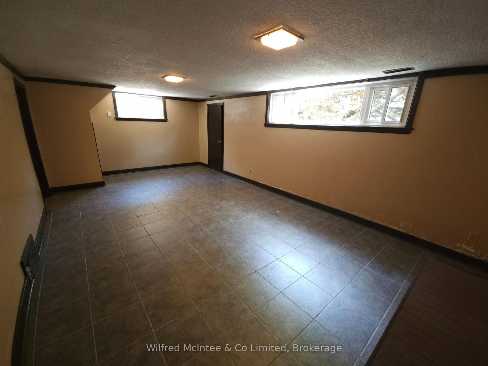 69 Haliburton Avenue • Toronto, ON photo 27