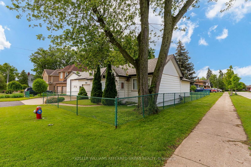 1300 Meredith Avenue