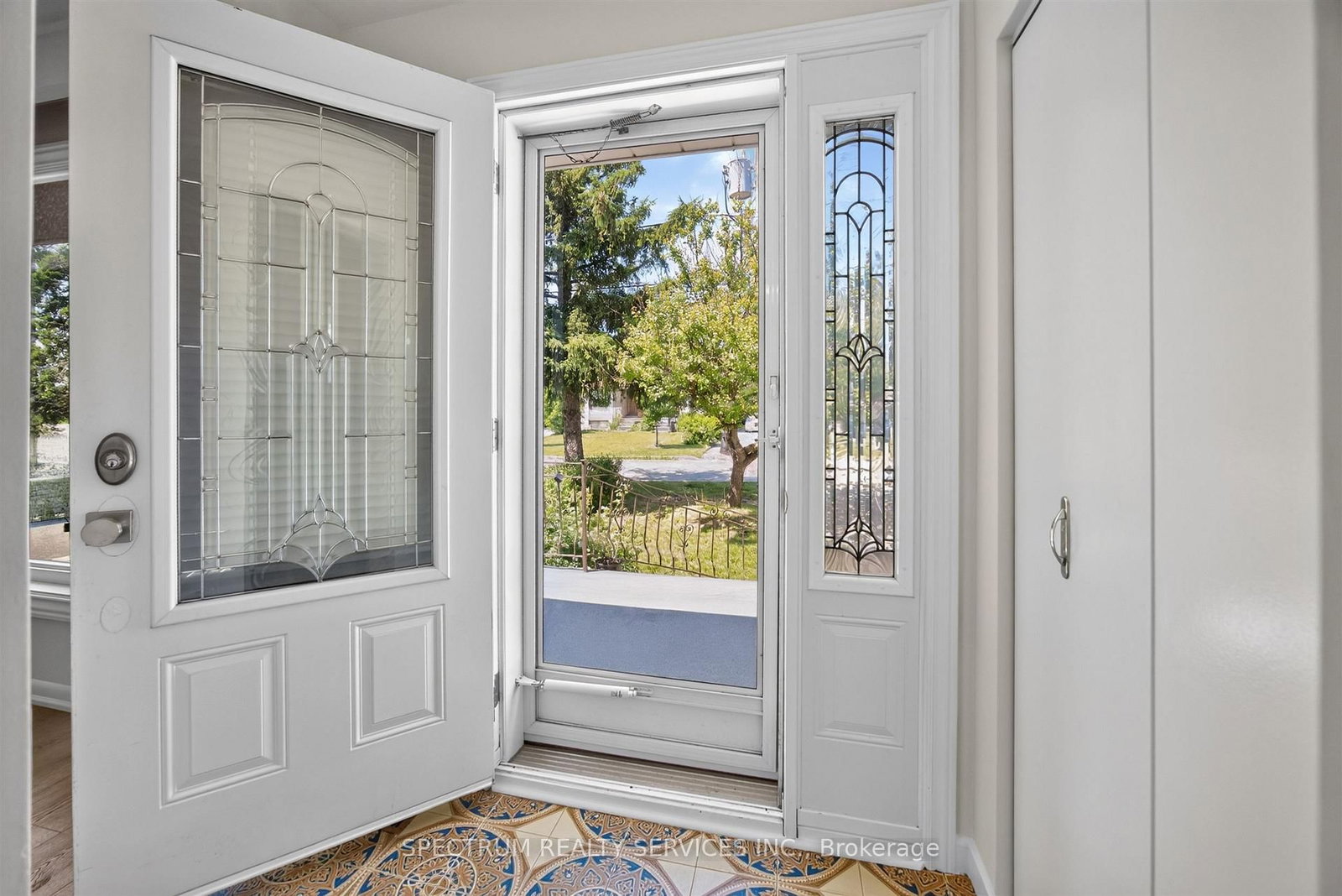 37 Newlin Crescent • Toronto, ON photo 14