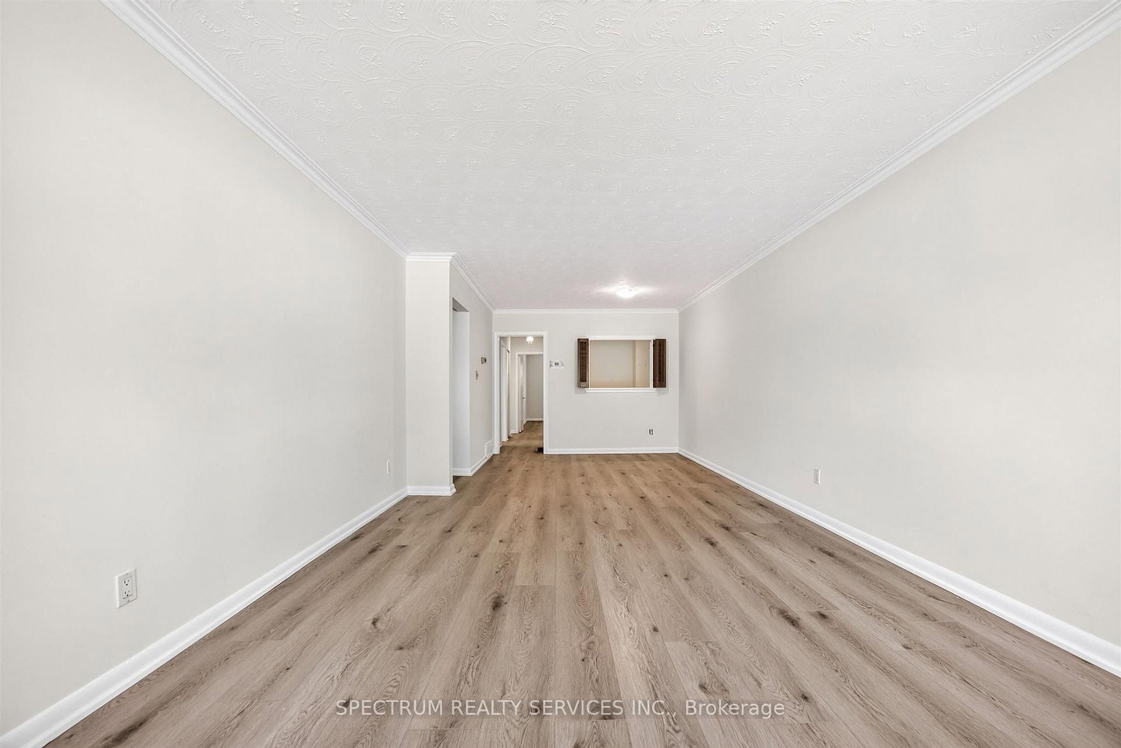 37 Newlin Crescent • Toronto, ON photo 18