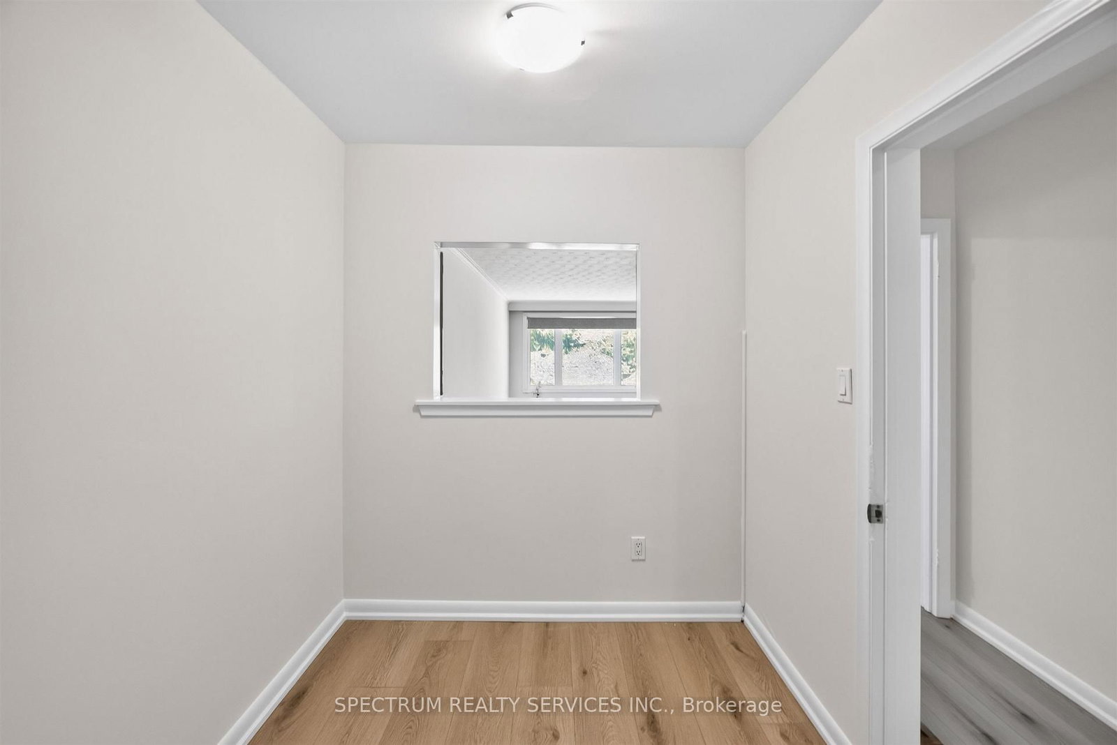 37 Newlin Crescent • Toronto, ON photo 23
