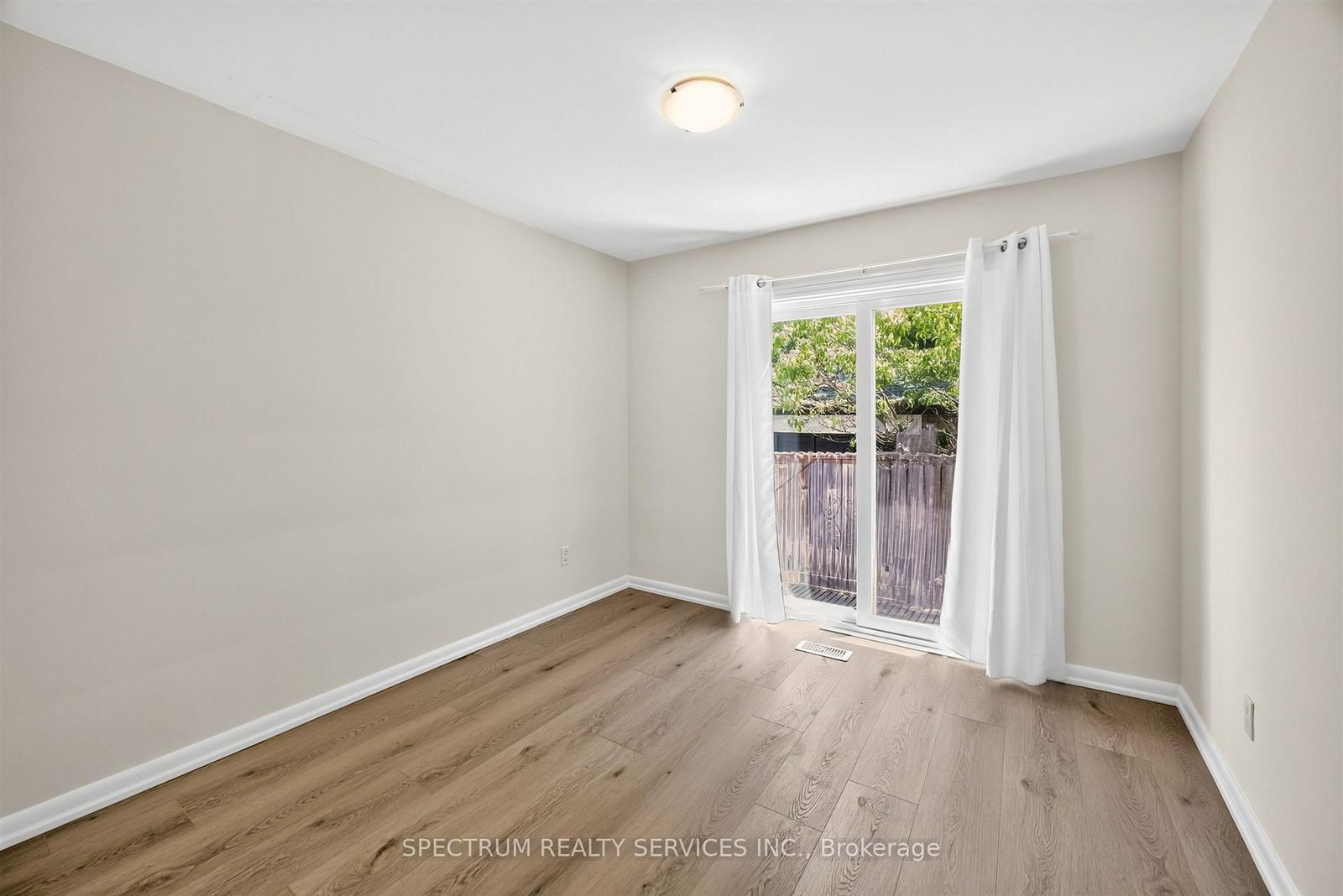37 Newlin Crescent • Toronto, ON photo 25
