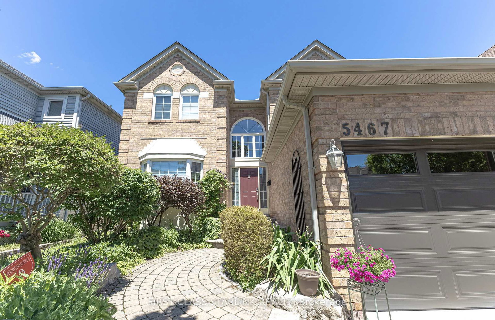 5467 Planters Wood Court • Mississauga, ON photo 8