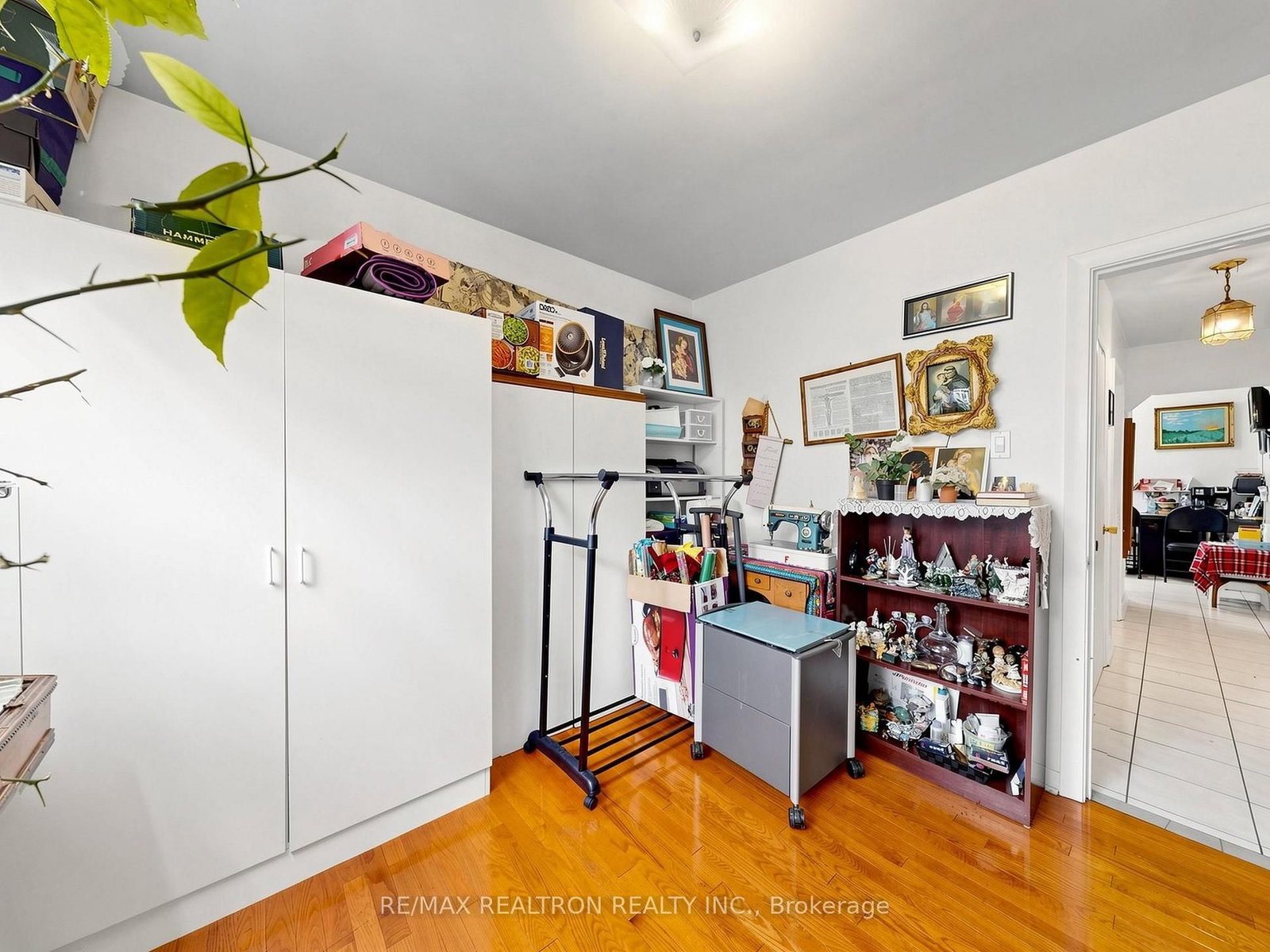 9 Clevedon Street E • Toronto, ON photo 22