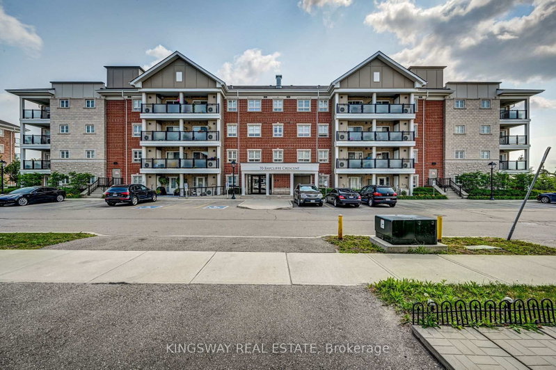 303 - 70 BAYCLCIFFE Crescent