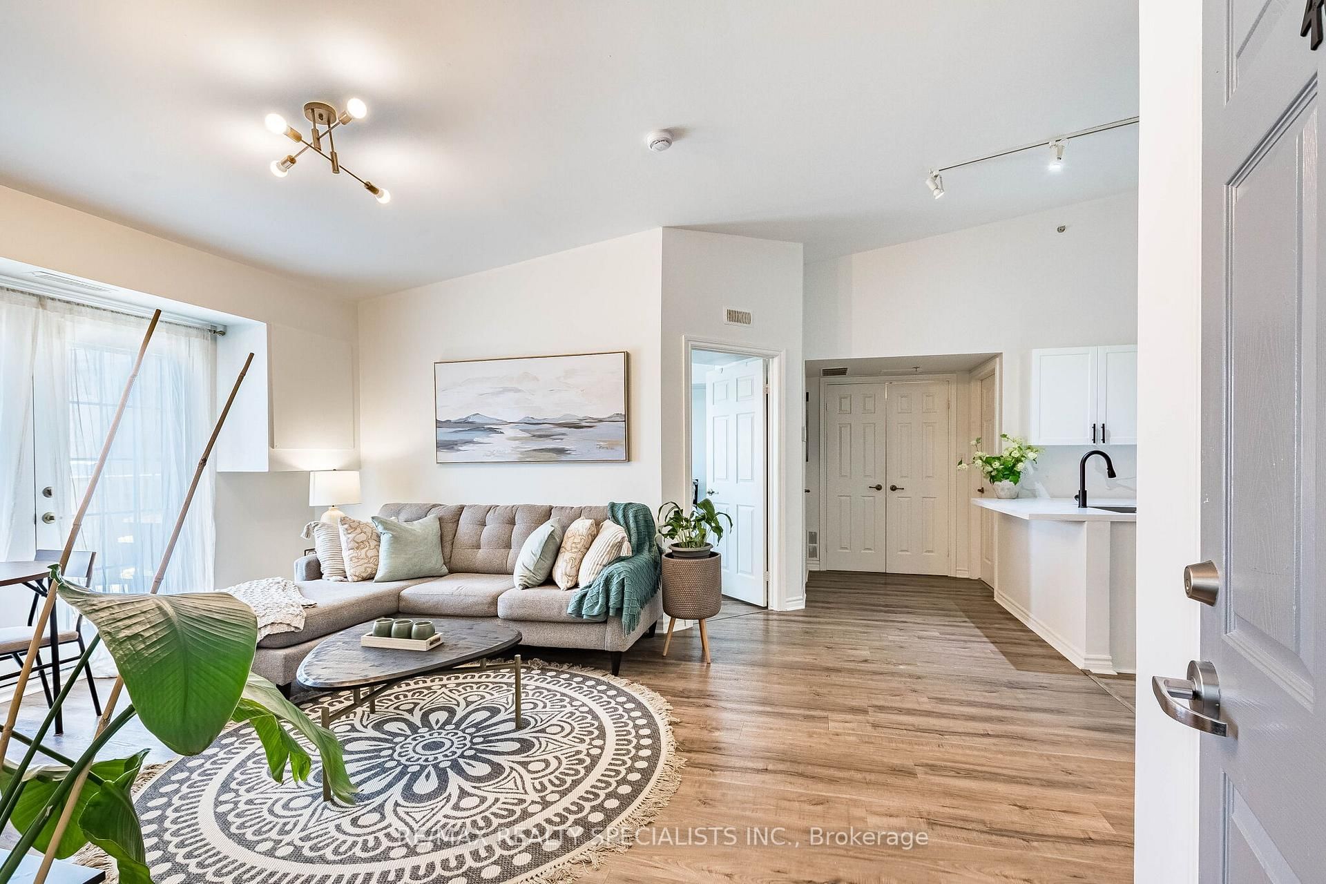 1480 Bishops Gate, Unit 406