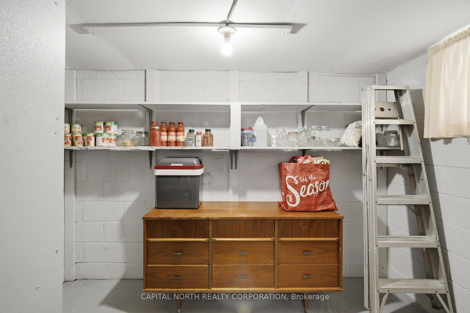 11 Goldsboro Road • Toronto, ON photo 28
