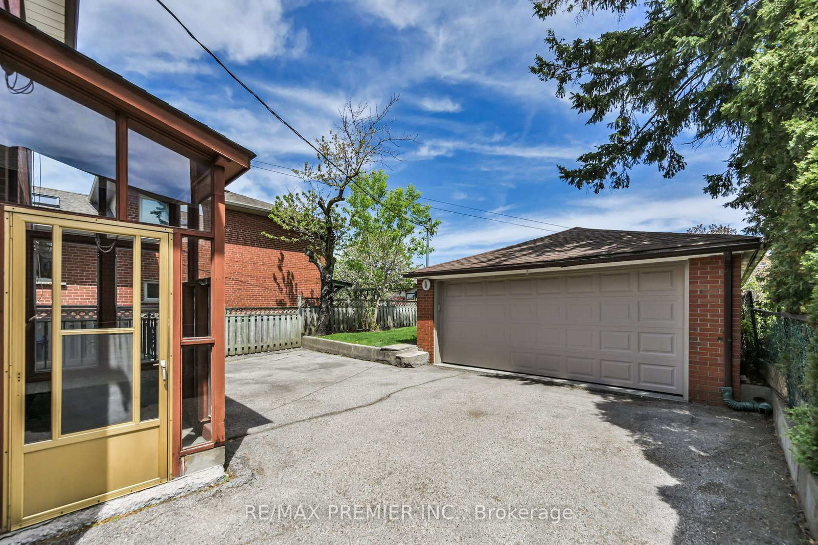 81 Macleod Street • Toronto, ON photo 27