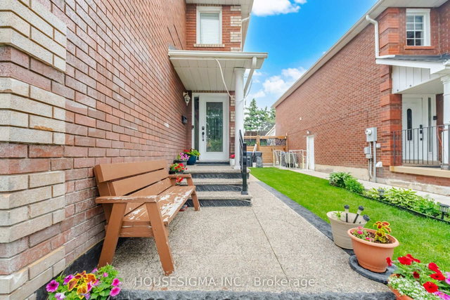 62 Ravenscliffe Court