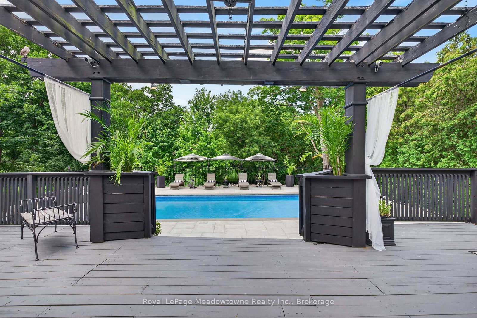 53 CAMPBELL Avenue E • Milton, ON photo 42