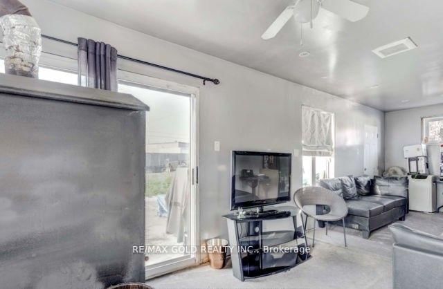 6 Monaco Court • Toronto, ON photo 35