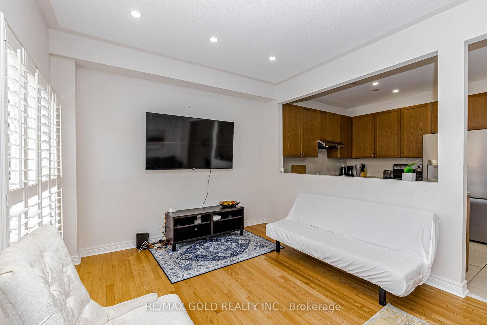 566 Bessborough Drive • Milton, ON photo 17