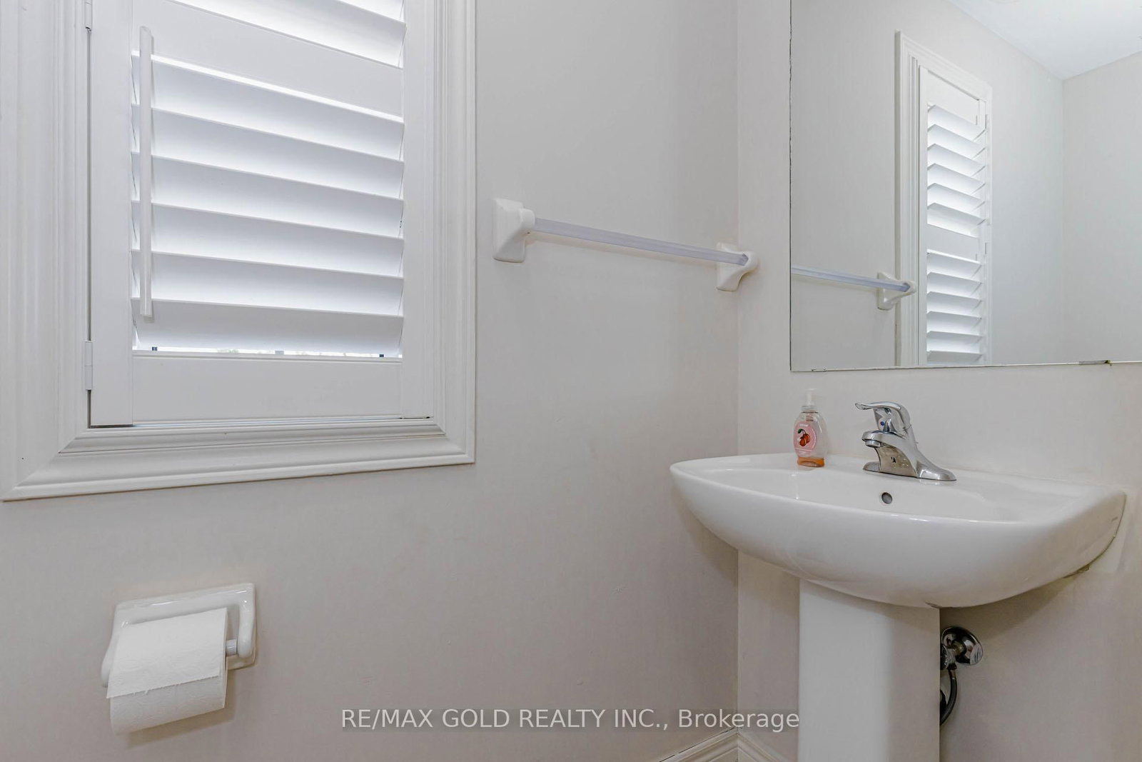 566 Bessborough Drive • Milton, ON photo 18