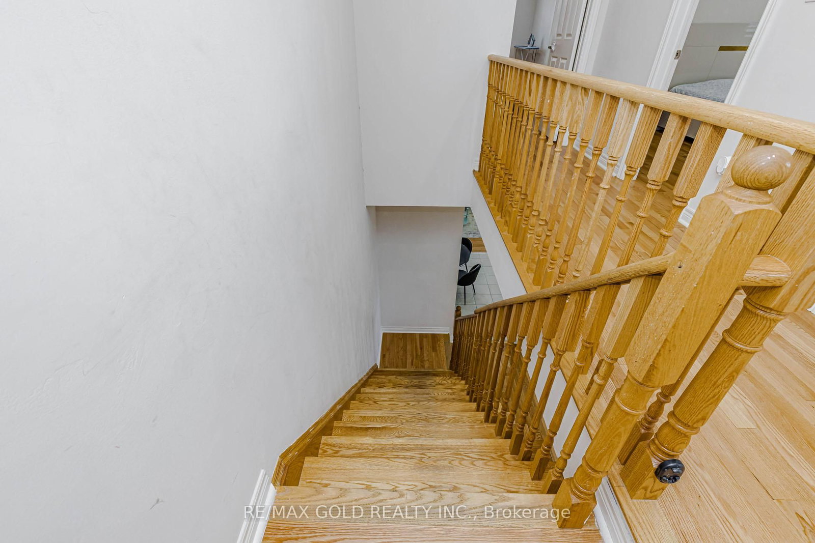 566 Bessborough Drive • Milton, ON photo 21