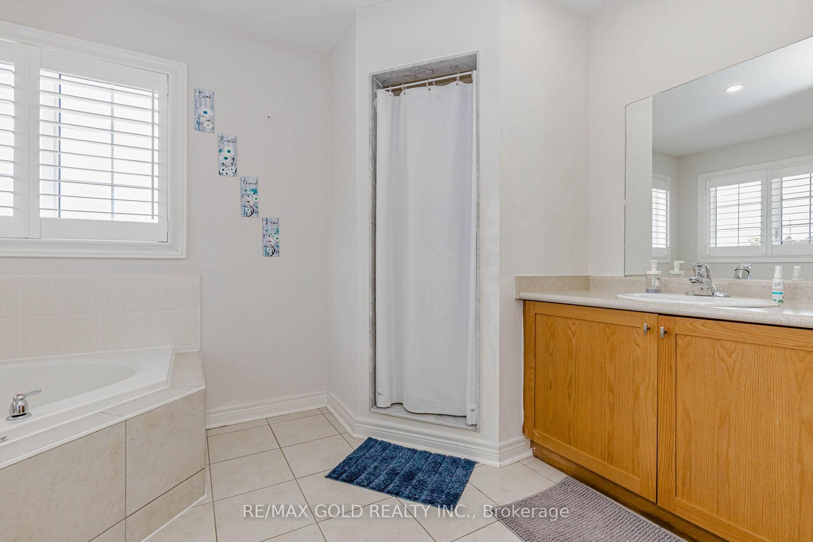 566 Bessborough Drive • Milton, ON photo 25