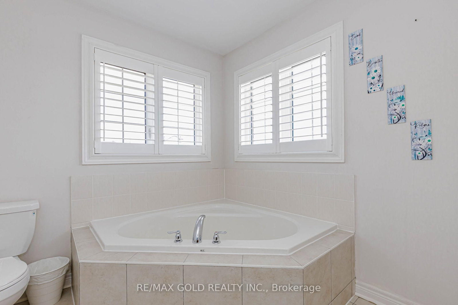 566 Bessborough Drive • Milton, ON photo 27