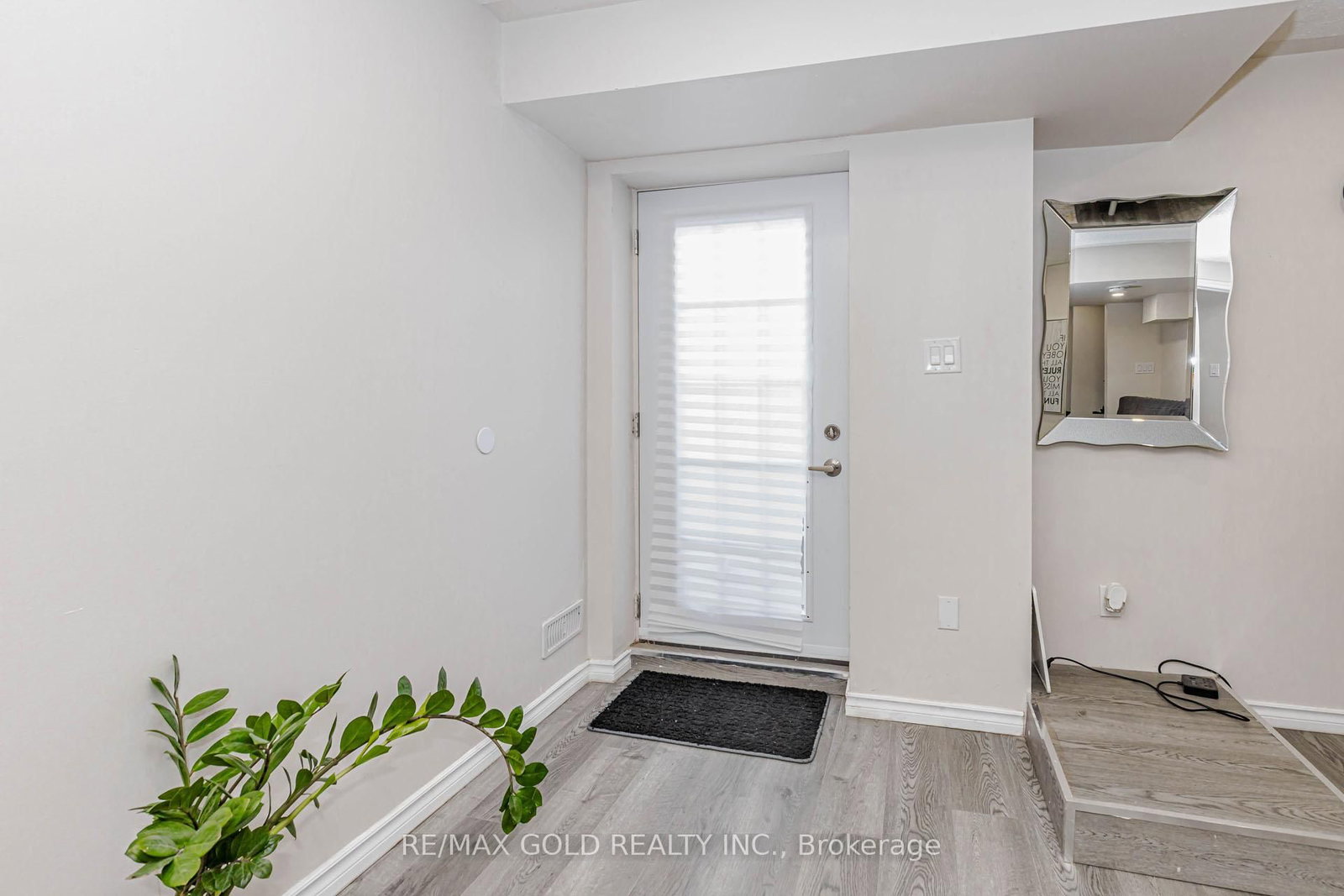 566 Bessborough Drive • Milton, ON photo 36