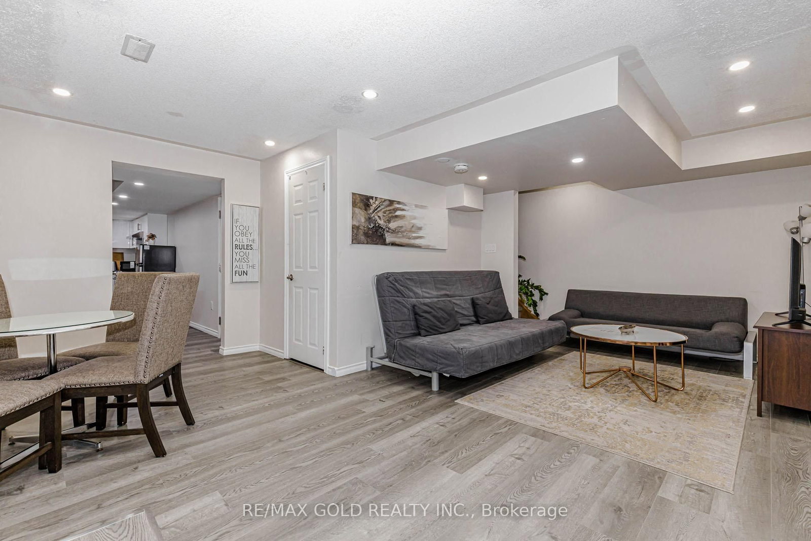 566 Bessborough Drive • Milton, ON photo 37