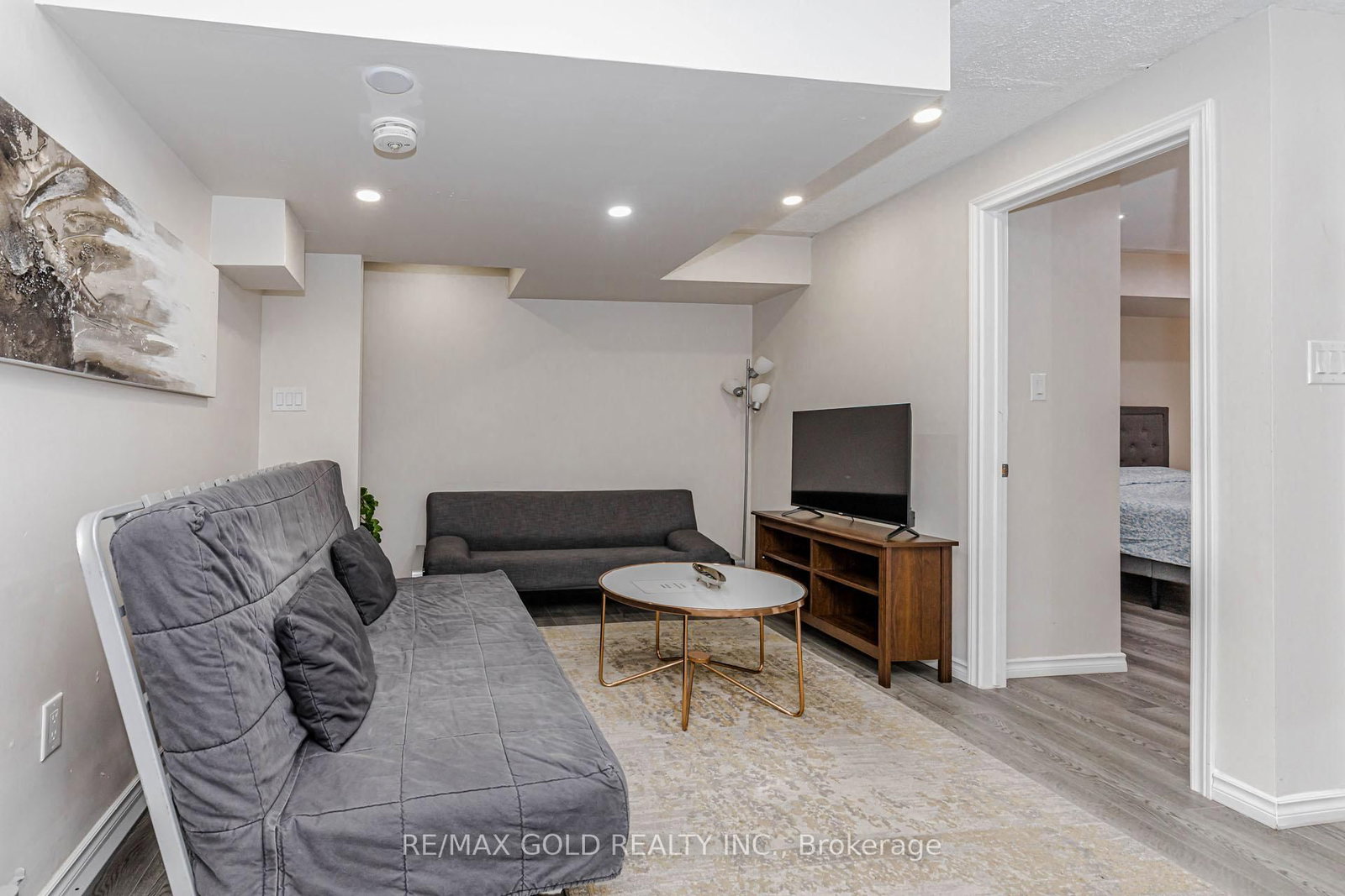 566 Bessborough Drive • Milton, ON photo 38