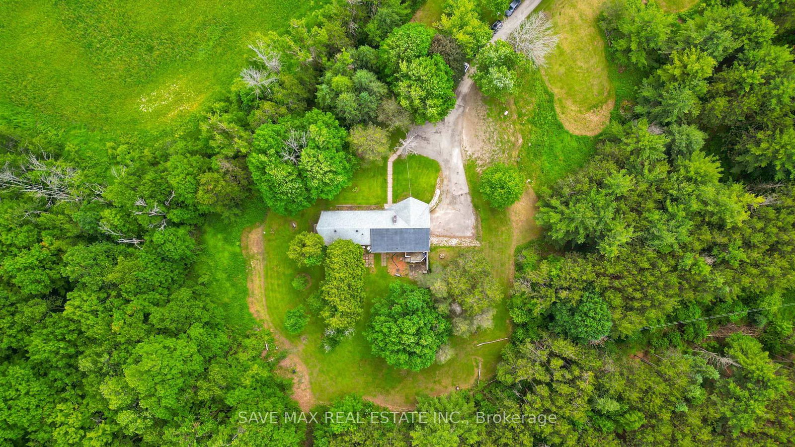 5812 Beech Grove Side Road • Caledon, ON photo 1