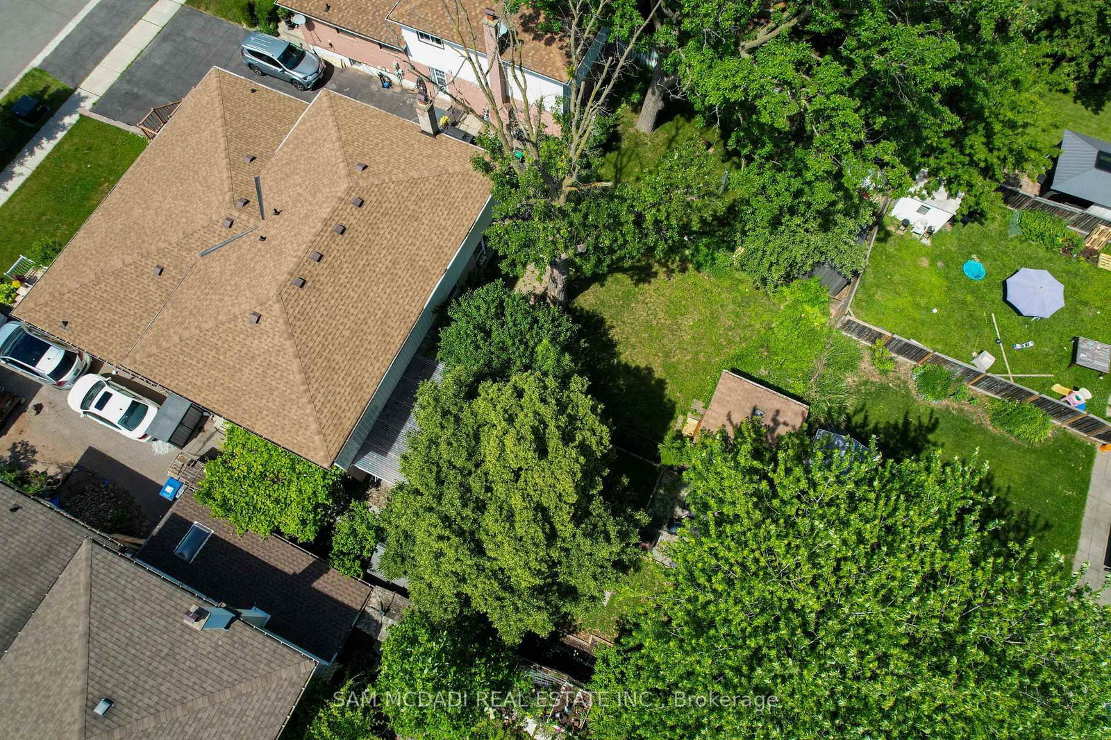 2644 Altadena Court • Mississauga, ON photo 3