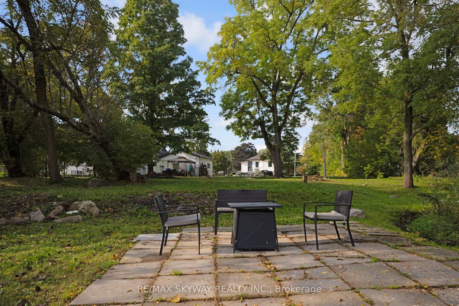 45 Confederation Street • Halton Hills, ON photo 19