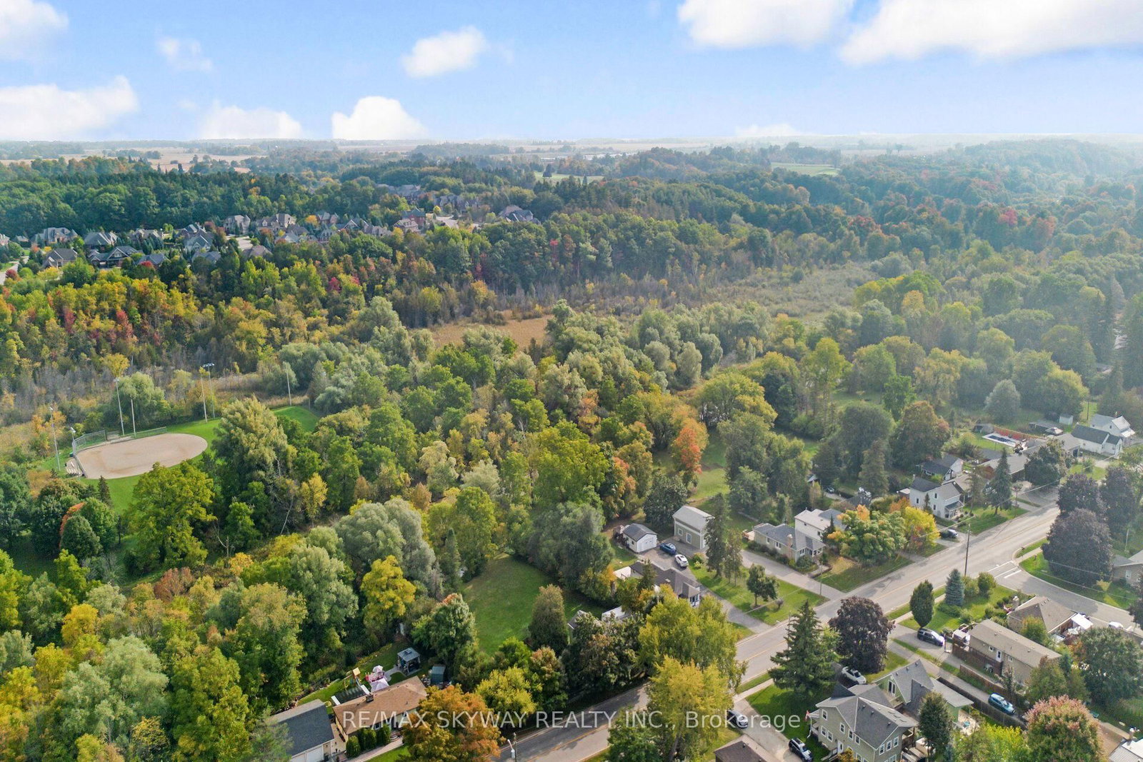 45 Confederation Street • Halton Hills, ON photo 24